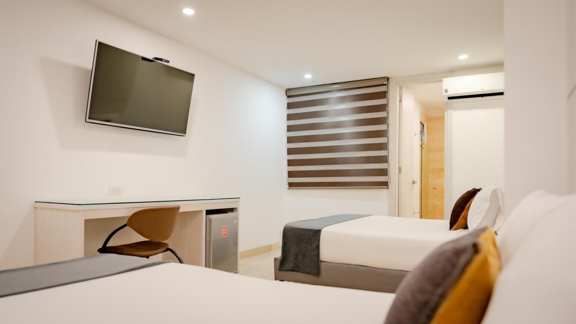 Hotel Madeiro ميديلين المظهر الخارجي الصورة
